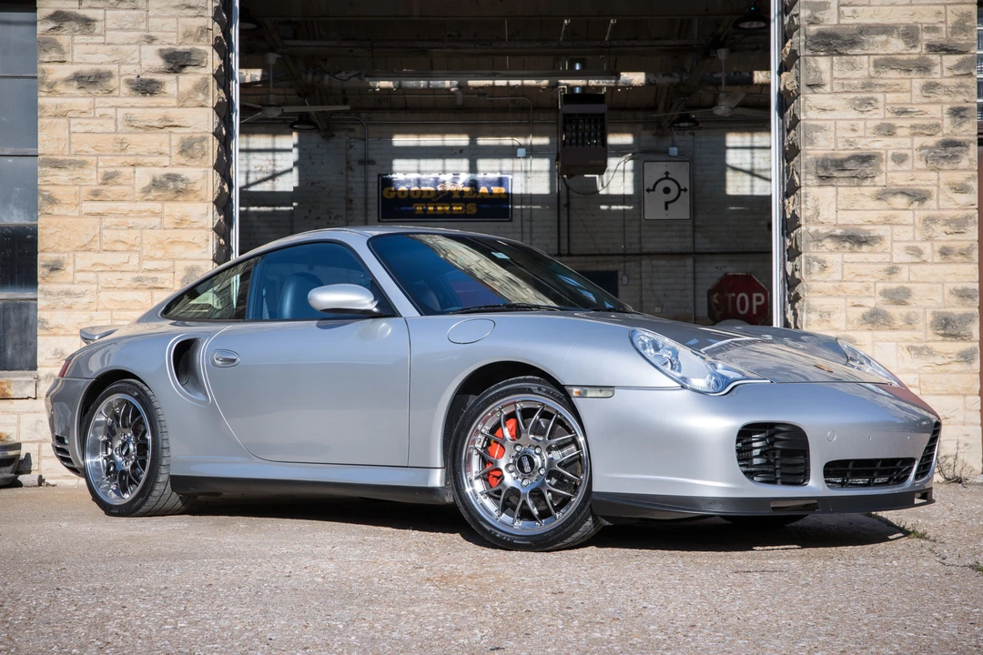 2002 Porsche 996 Turbo - Image 18 of 31