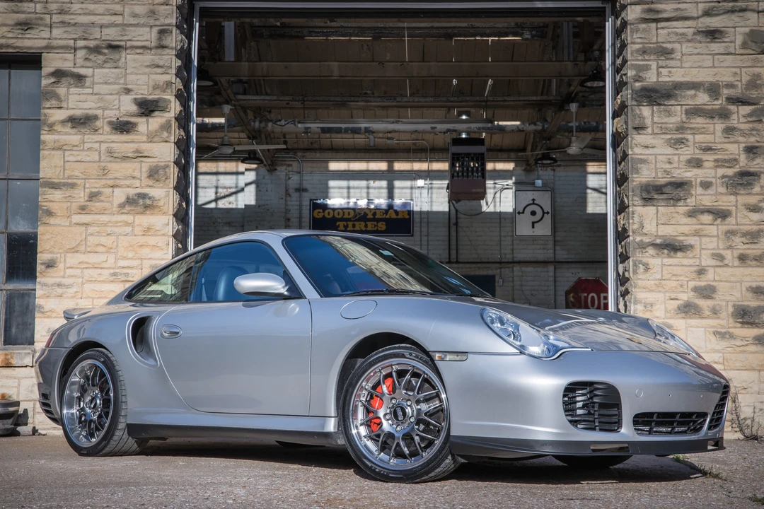 2002 Porsche 996 Turbo - Image 17 of 31