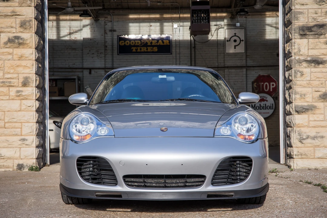 2002 Porsche 996 Turbo - Image 8 of 31