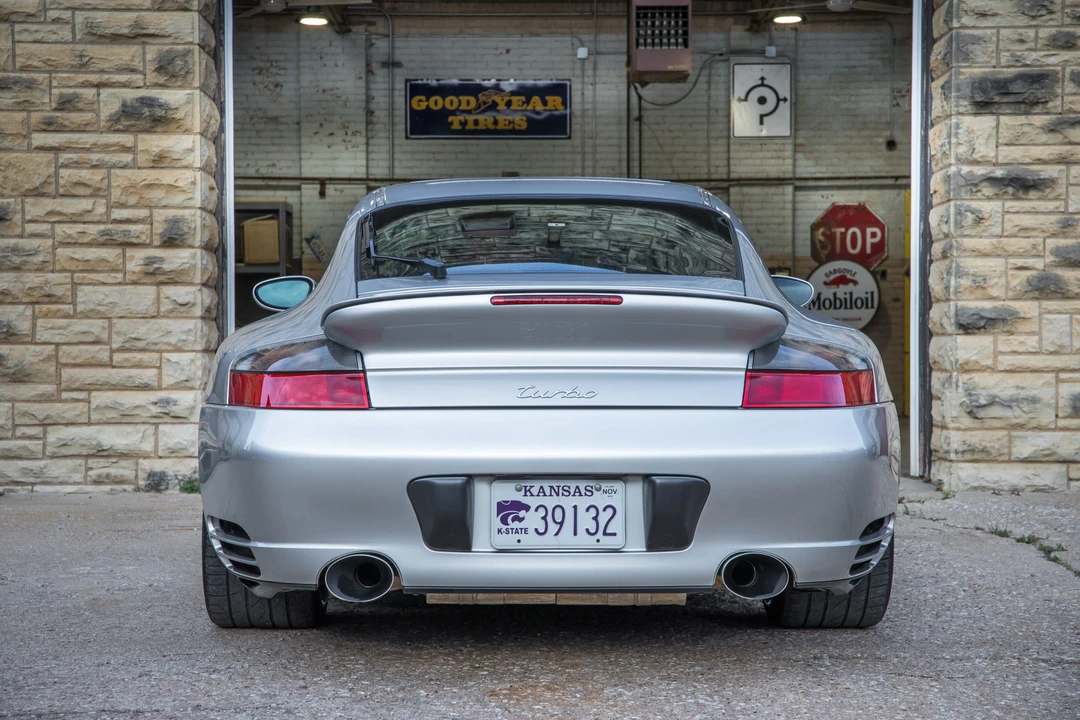 2002 Porsche 996 Turbo - Image 24 of 31