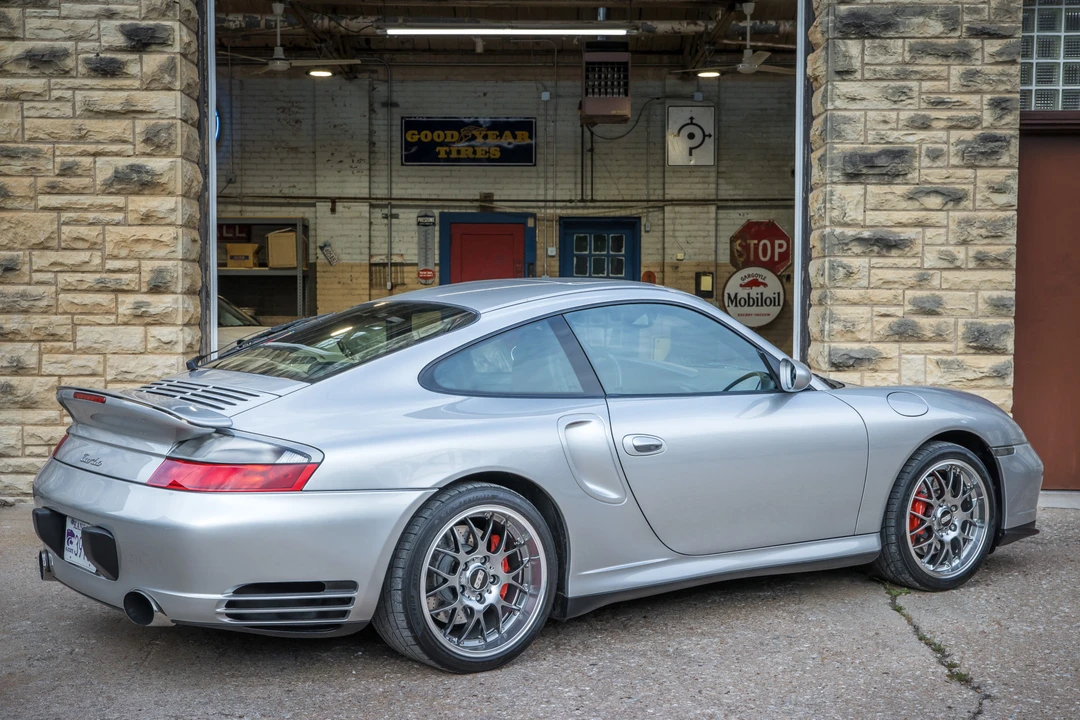 2002 Porsche 996 Turbo - Image 21 of 31