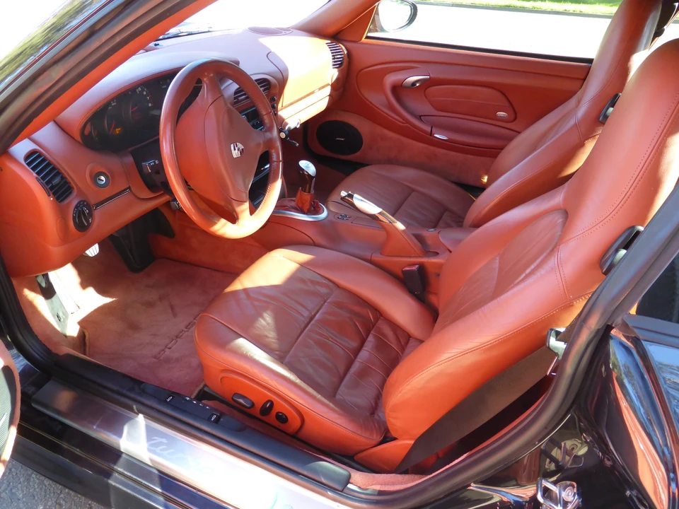 2002 Porsche 996 Turbo - Image 25 of 31