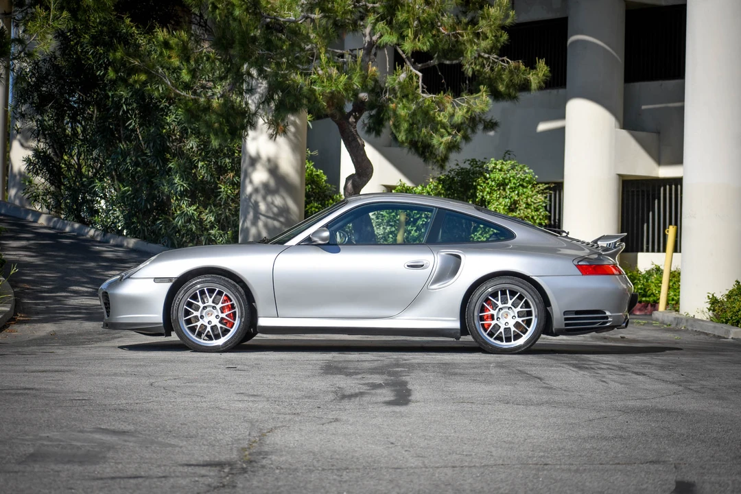 2002 Porsche 996 Turbo - Image 15 of 31