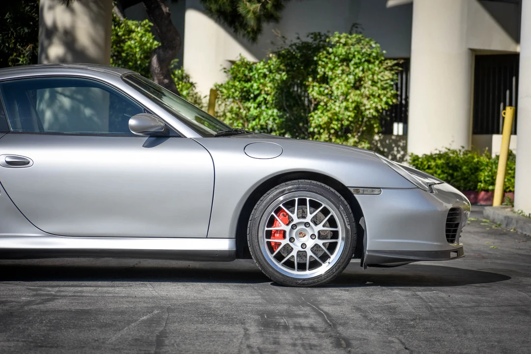 2002 Porsche 996 Turbo - Image 24 of 31