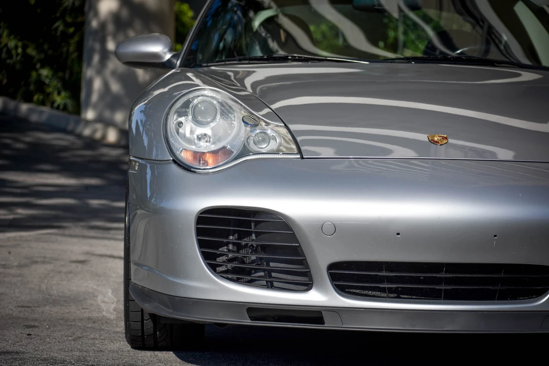 2002 Porsche 996 Turbo - Image 25 of 31