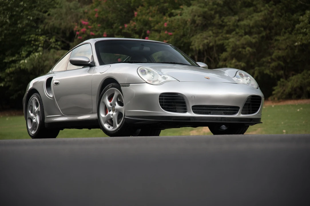 2002 Porsche 996 Turbo - Image 11 of 31