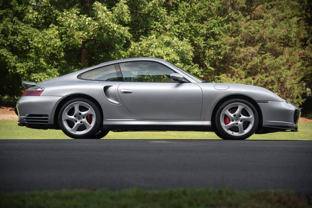 2002 Porsche 996 Turbo - Image 10 of 31