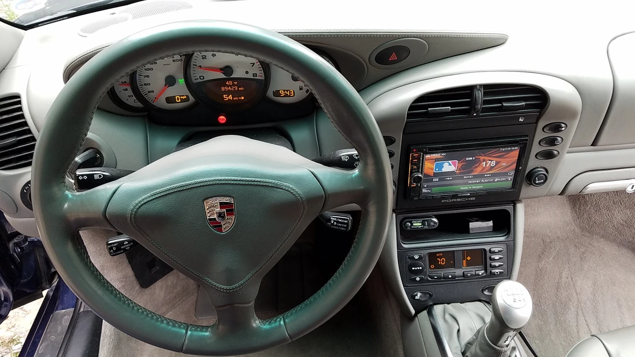 2002 Porsche 996 Turbo - Image 30 of 31
