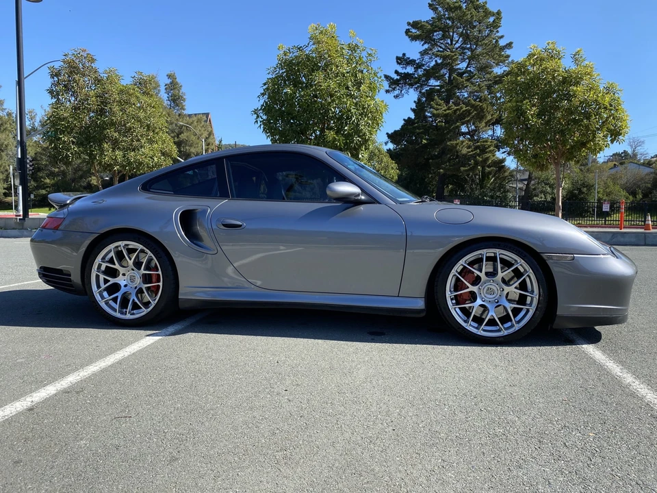 2002 Porsche 996 Turbo - Image 8 of 31