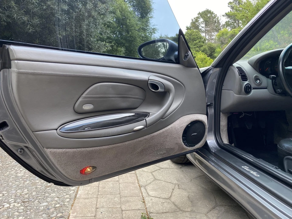 2002 Porsche 996 Turbo - Image 24 of 31