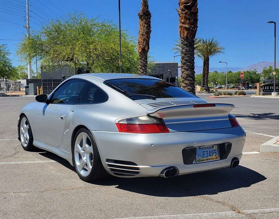 2002 Porsche 996 Turbo - Image 9 of 24