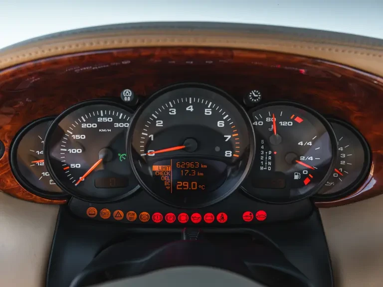 2002 Porsche 996 Turbo - Image 11 of 31