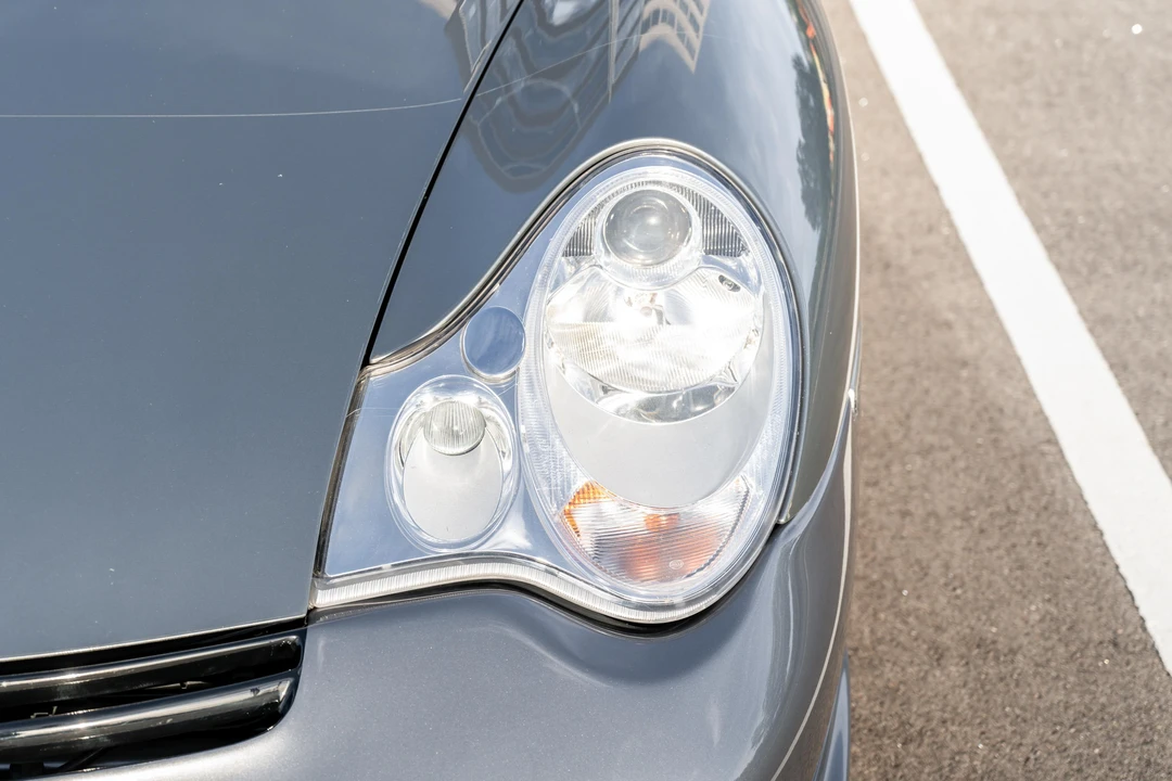 2002 Porsche 996 Turbo - Image 24 of 31