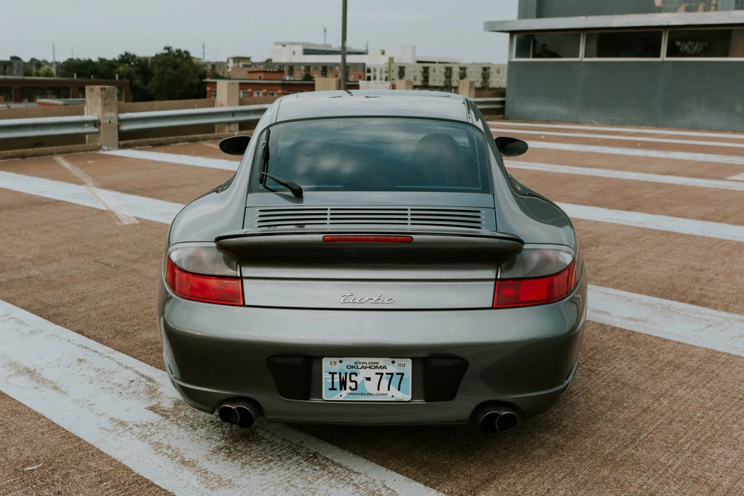 2002 Porsche 996 Turbo - Image 7 of 31