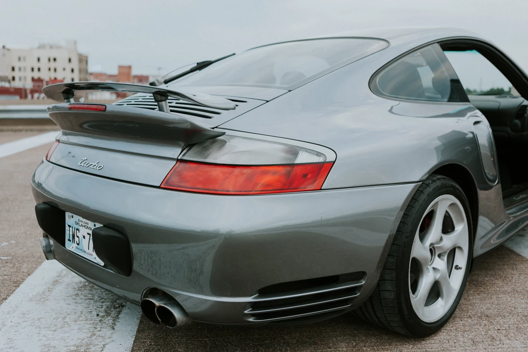 2002 Porsche 996 Turbo - Image 15 of 31