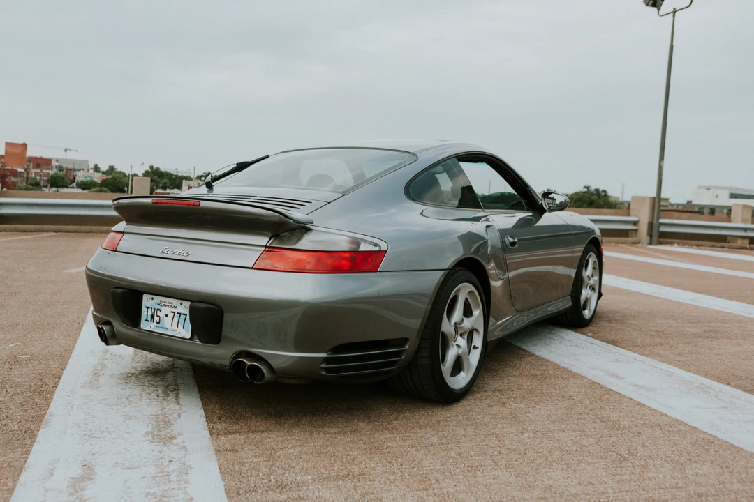 2002 Porsche 996 Turbo - Image 9 of 31