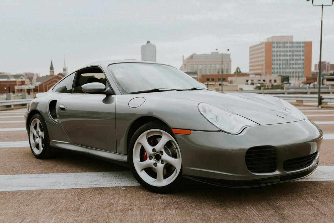 2002 Porsche 996 Turbo - Image 12 of 31