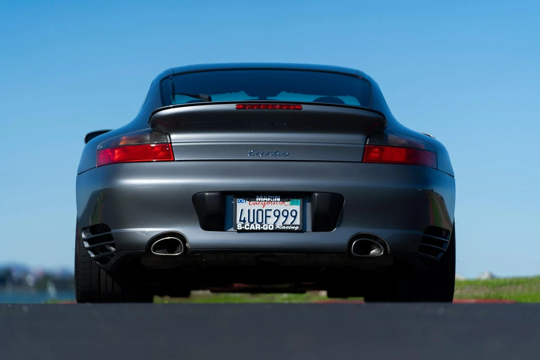 2002 Porsche 996 Turbo - Image 12 of 31
