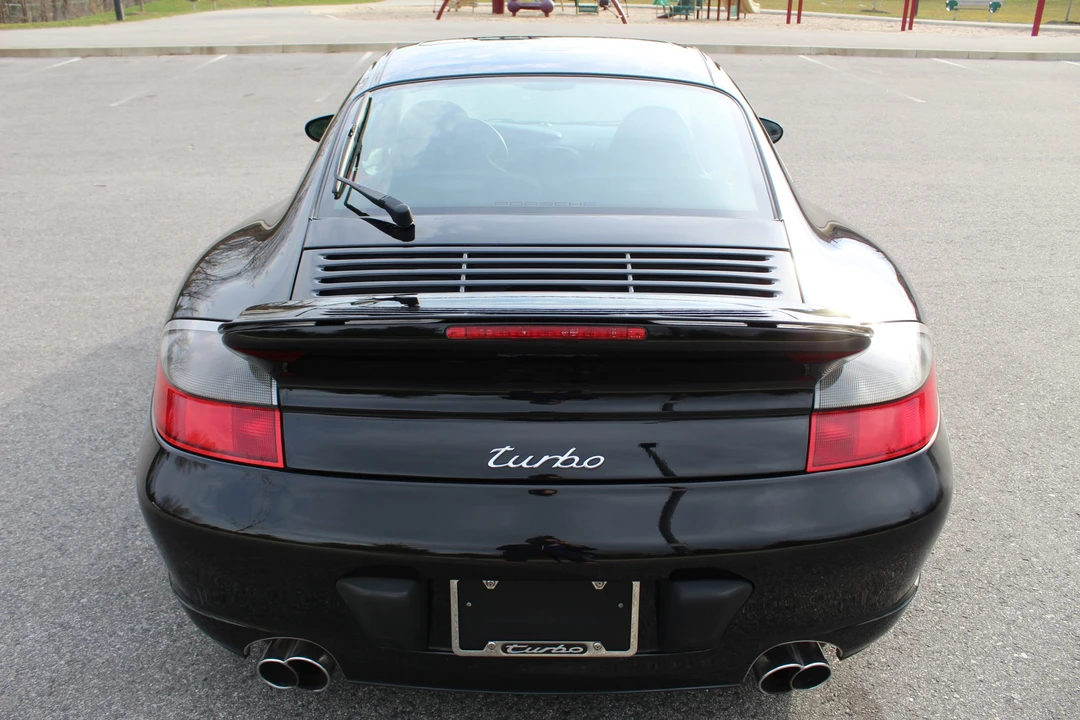 2002 Porsche 996 Turbo - Image 15 of 31