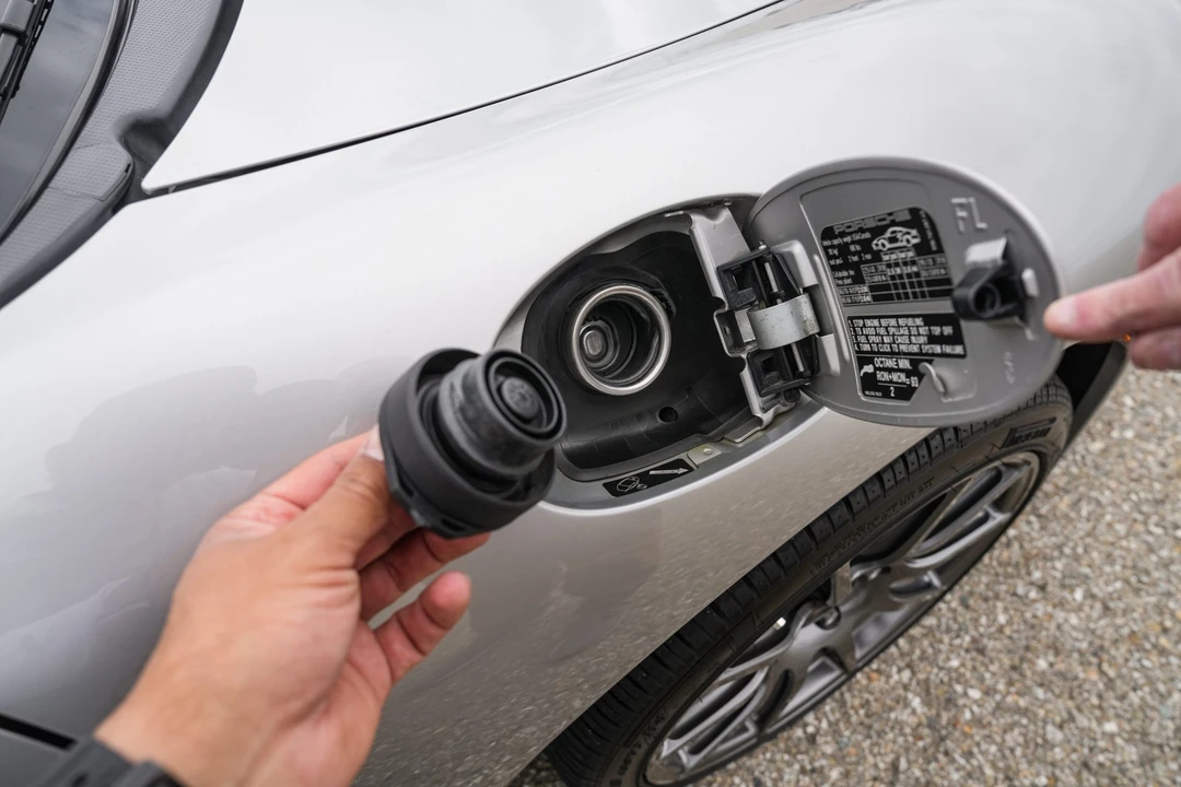 2002 Porsche 996 Turbo - Image 29 of 31