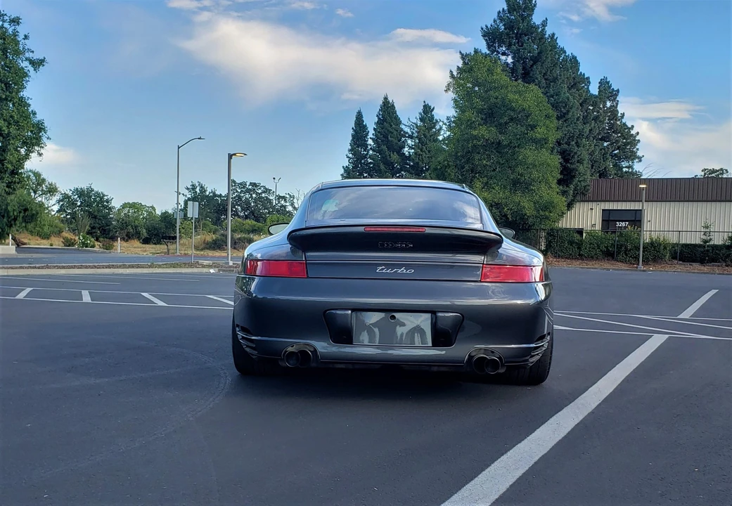 2002 Porsche 996 Turbo - Image 17 of 31