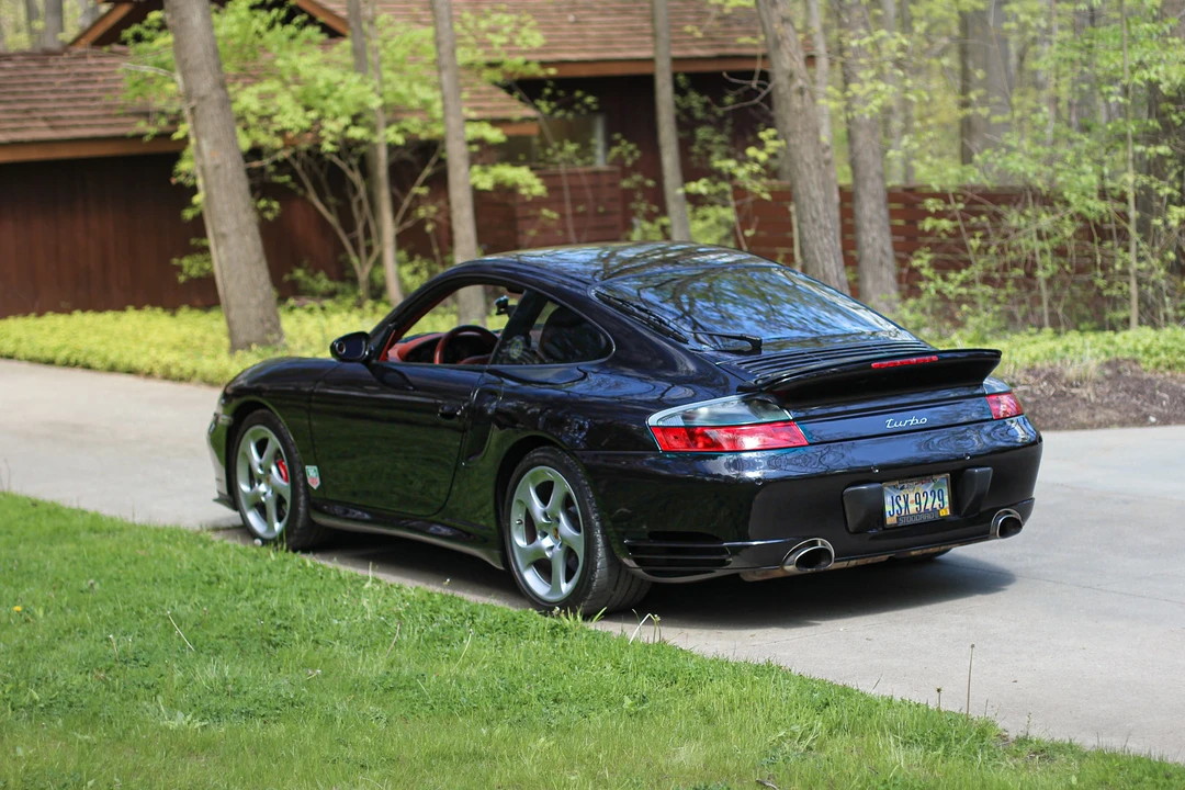 2002 Porsche 996 Turbo - Image 26 of 31