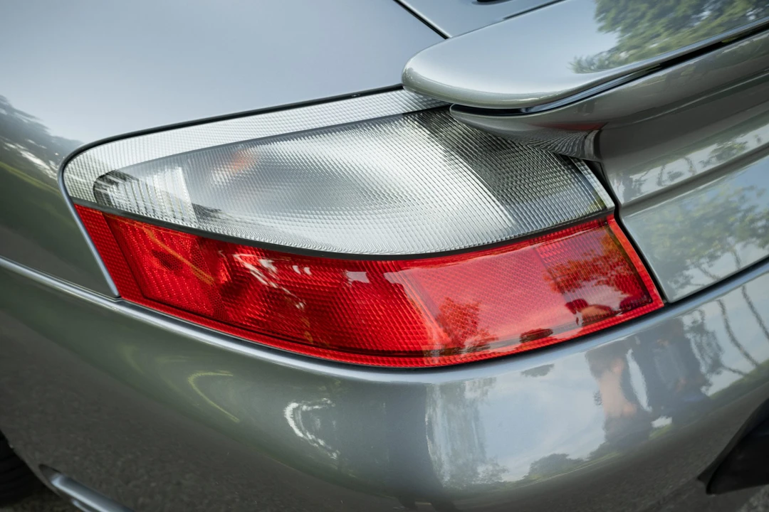 2002 Porsche 996 Turbo - Image 30 of 31