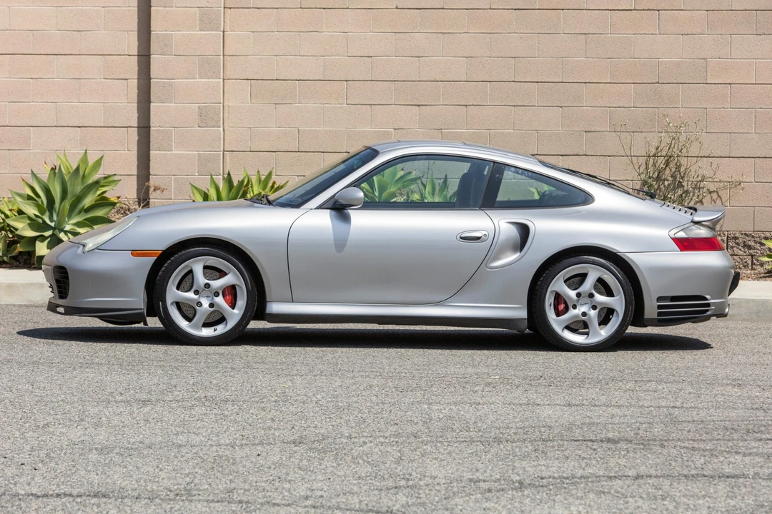 2002 Porsche 996 Turbo - Image 6 of 31