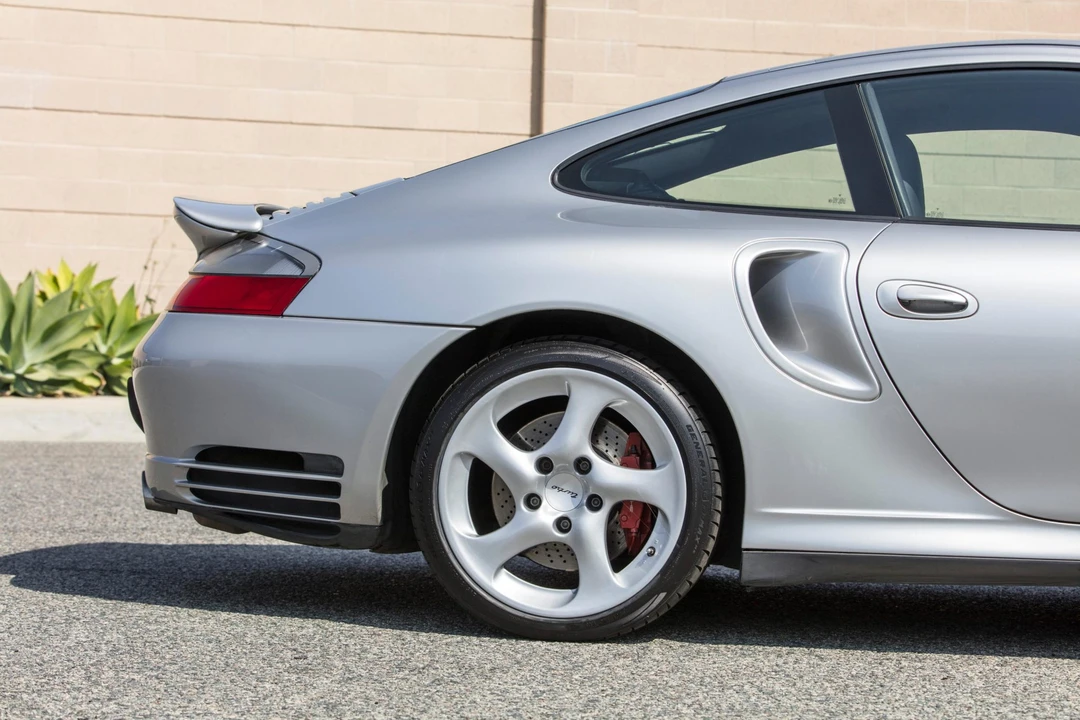 2002 Porsche 996 Turbo - Image 23 of 31