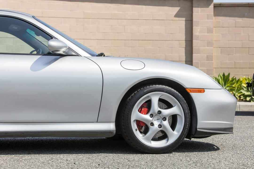 2002 Porsche 996 Turbo - Image 25 of 31