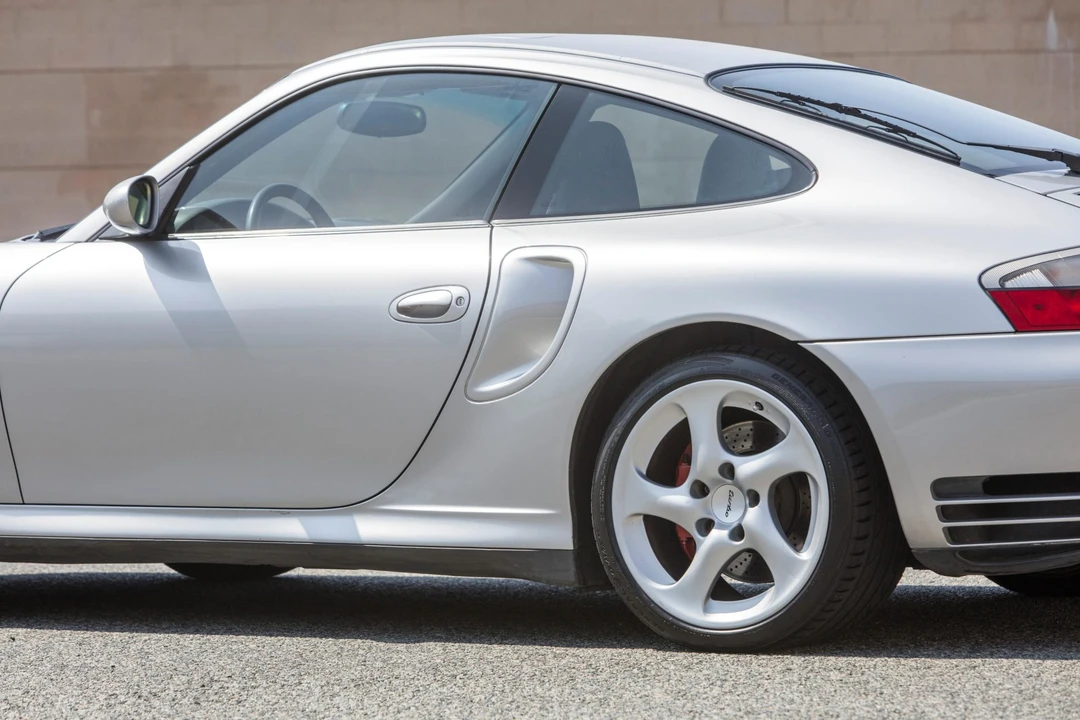 2002 Porsche 996 Turbo - Image 27 of 31