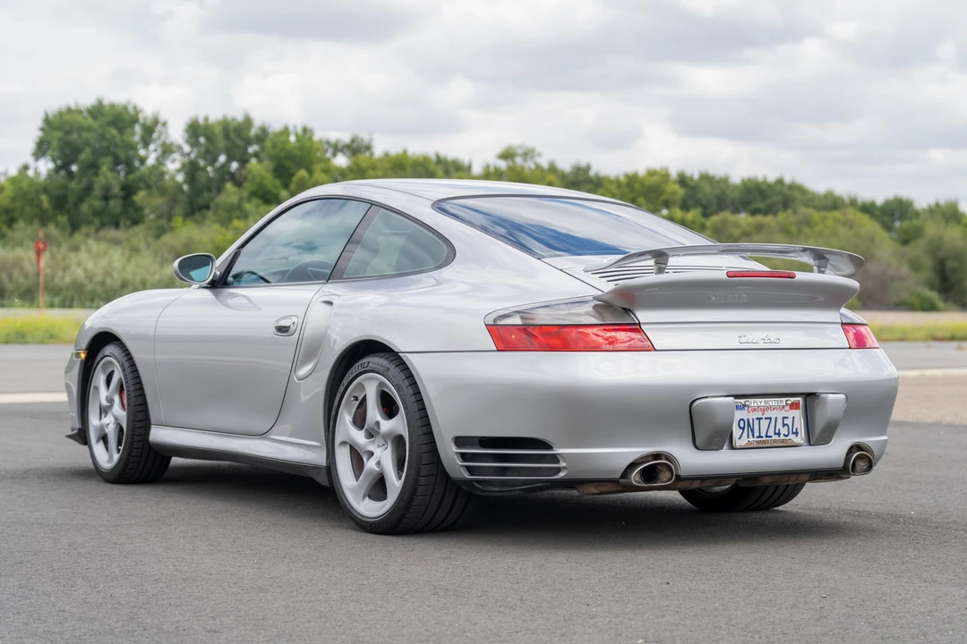 2002 Porsche 996 Turbo - Image 15 of 31