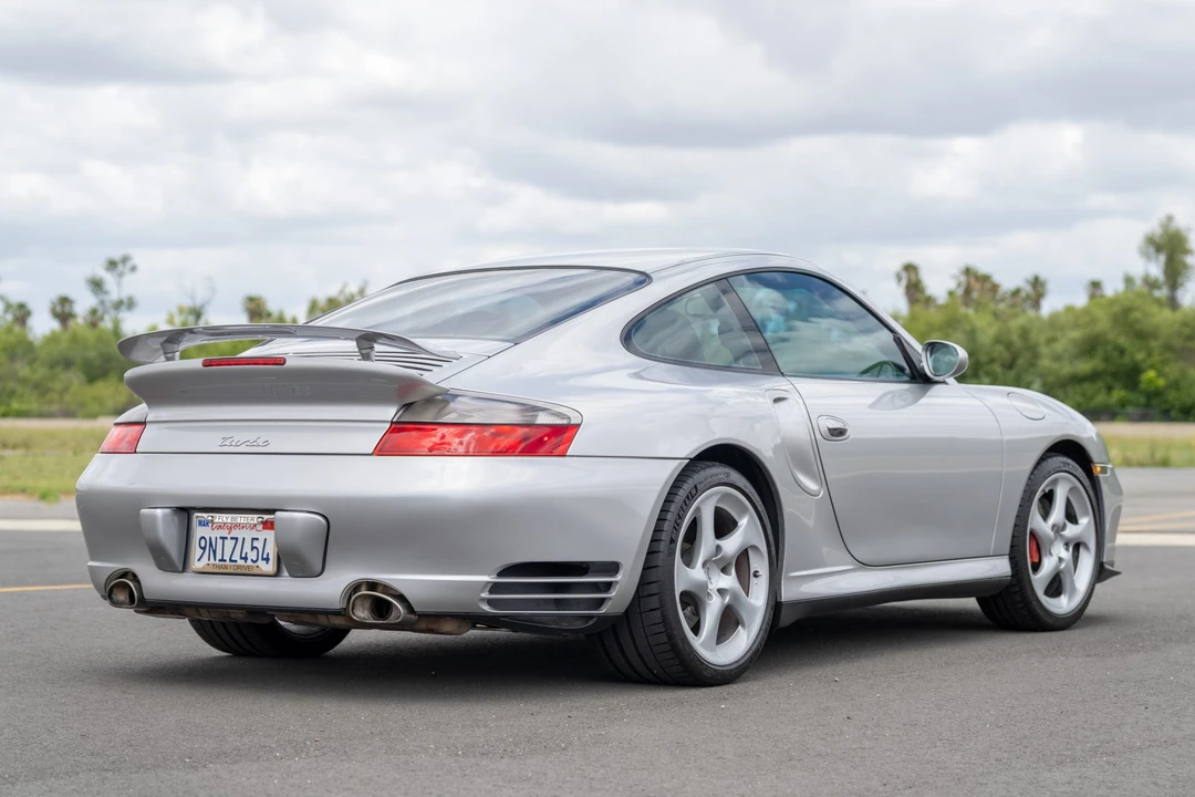 2002 Porsche 996 Turbo - Image 10 of 31