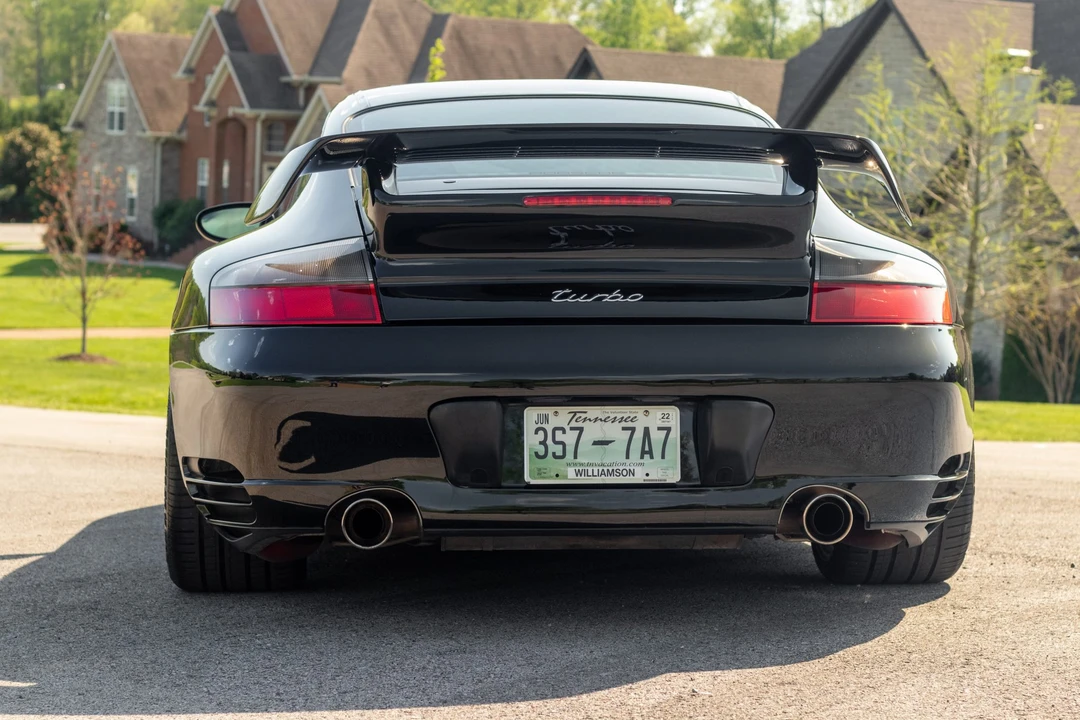 2002 Porsche 996 Turbo - Image 9 of 31