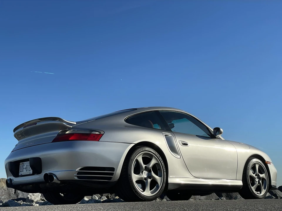 2002 Porsche 996 Turbo - Image 17 of 31