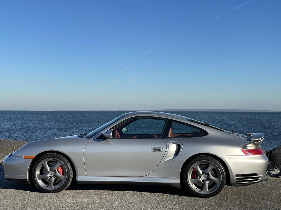 2002 Porsche 996 Turbo - Image 25 of 31