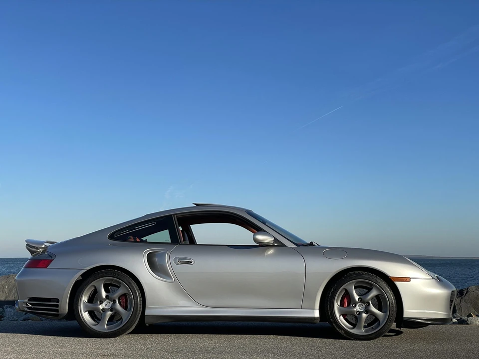 2002 Porsche 996 Turbo - Image 13 of 31