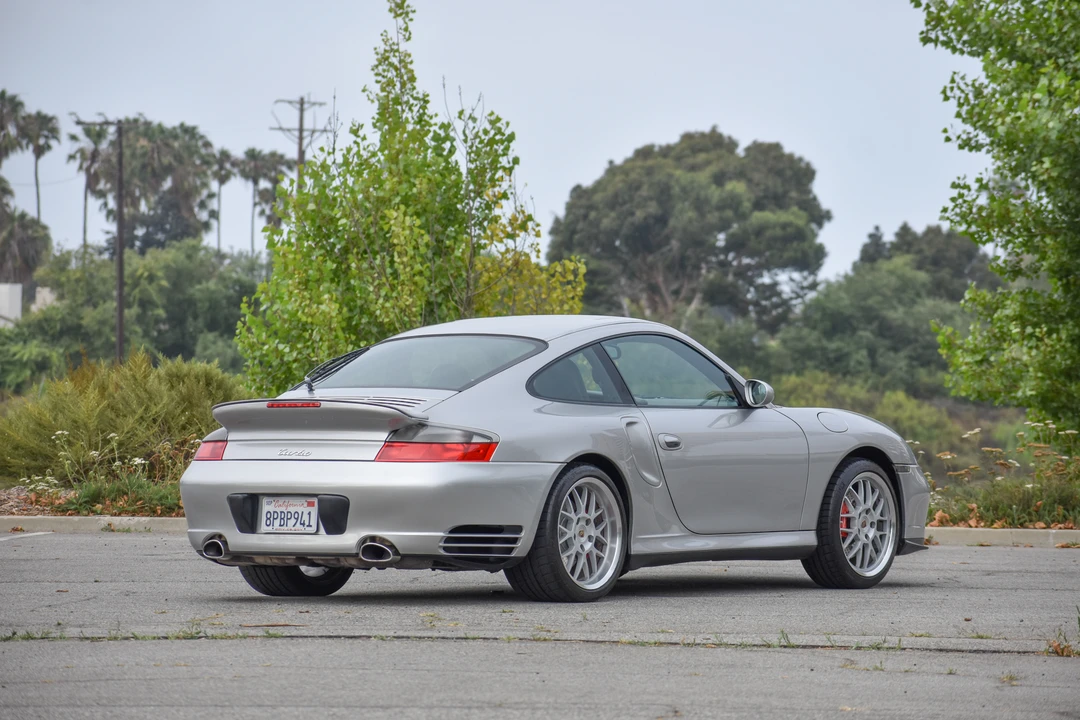 2002 Porsche 996 Turbo - Image 12 of 31