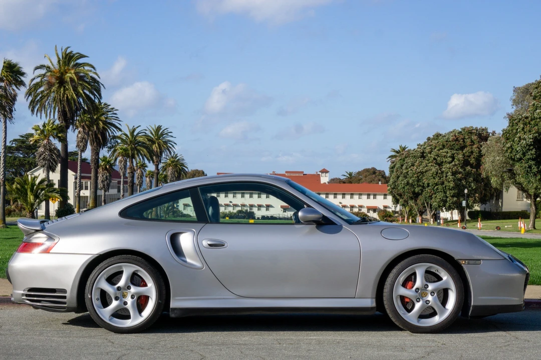 2002 Porsche 996 Turbo - Image 11 of 31