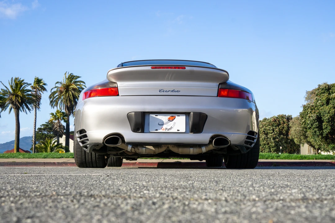 2002 Porsche 996 Turbo - Image 9 of 31