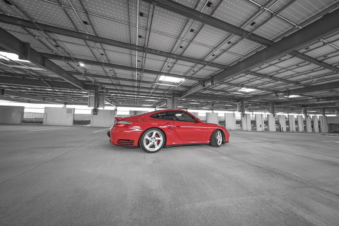 2002 Porsche 996 Turbo - Image 7 of 31