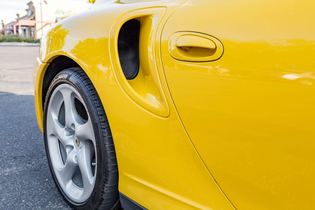 2002 Porsche 996 Turbo - Image 26 of 31