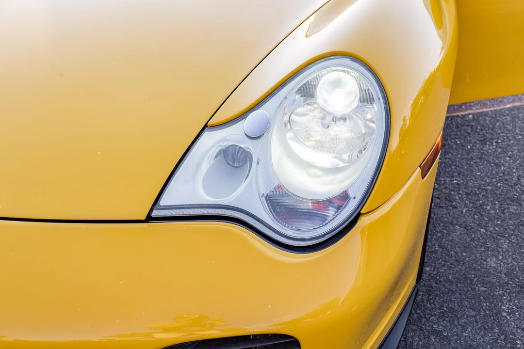 2002 Porsche 996 Turbo - Image 15 of 31