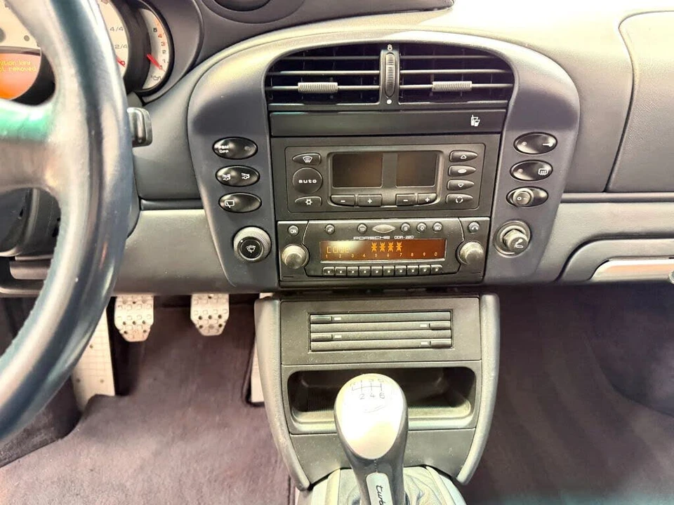 2002 Porsche 996 Turbo - Image 20 of 31