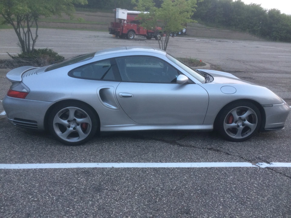 2002 Porsche 996 Turbo - Image 5 of 31