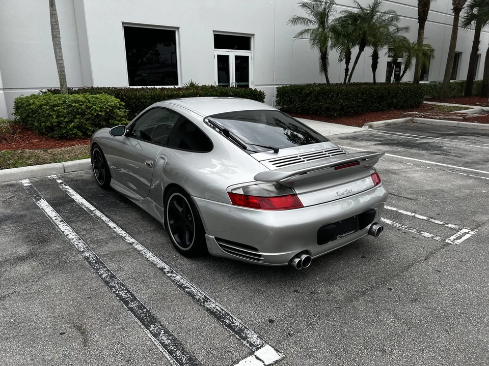 2002 Porsche 996 Turbo - Image 10 of 31