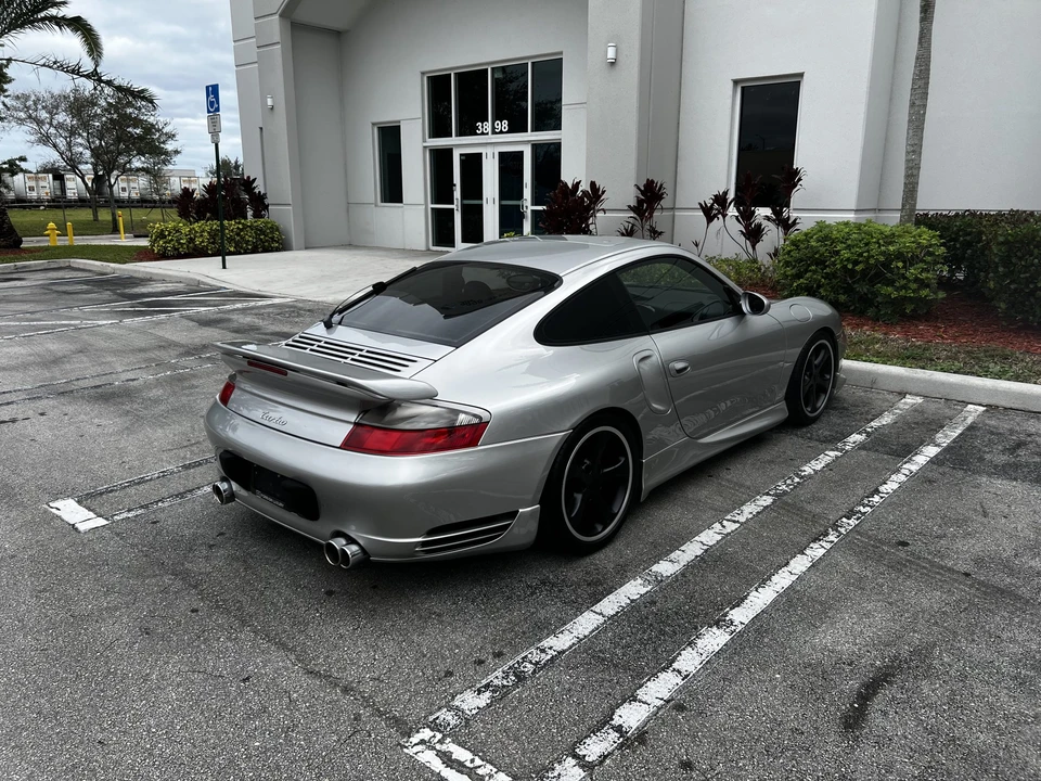 2002 Porsche 996 Turbo - Image 13 of 31