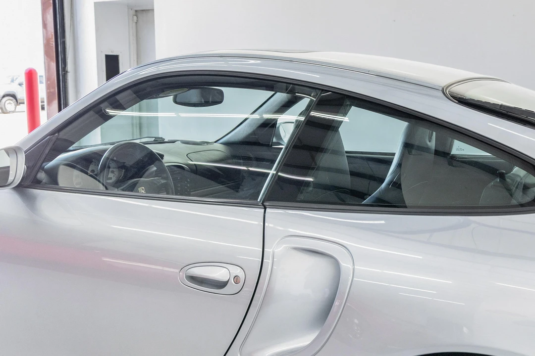 2002 Porsche 996 Turbo - Image 25 of 31