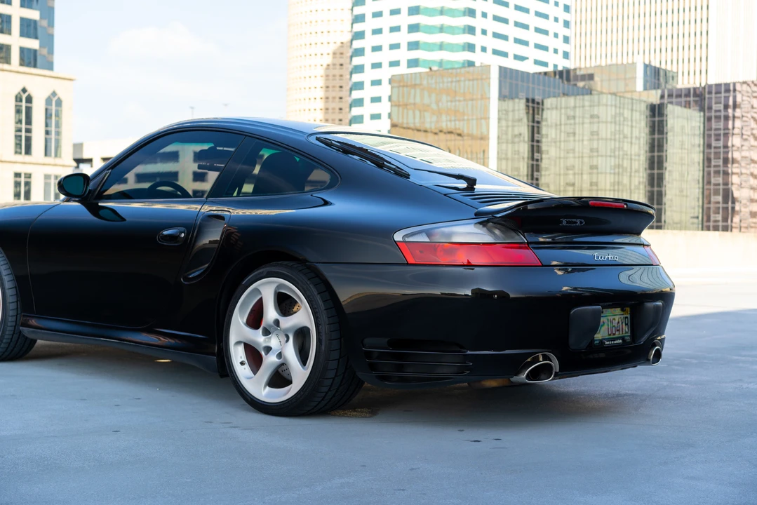 2002 Porsche 996 Turbo - Image 6 of 31