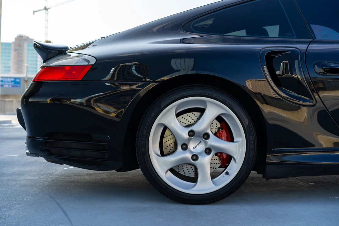 2002 Porsche 996 Turbo - Image 12 of 31